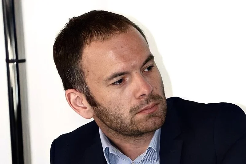 Kapidžić se oglasio nakon drame na kantonalnom sastanku SDA: Usvojen je ...